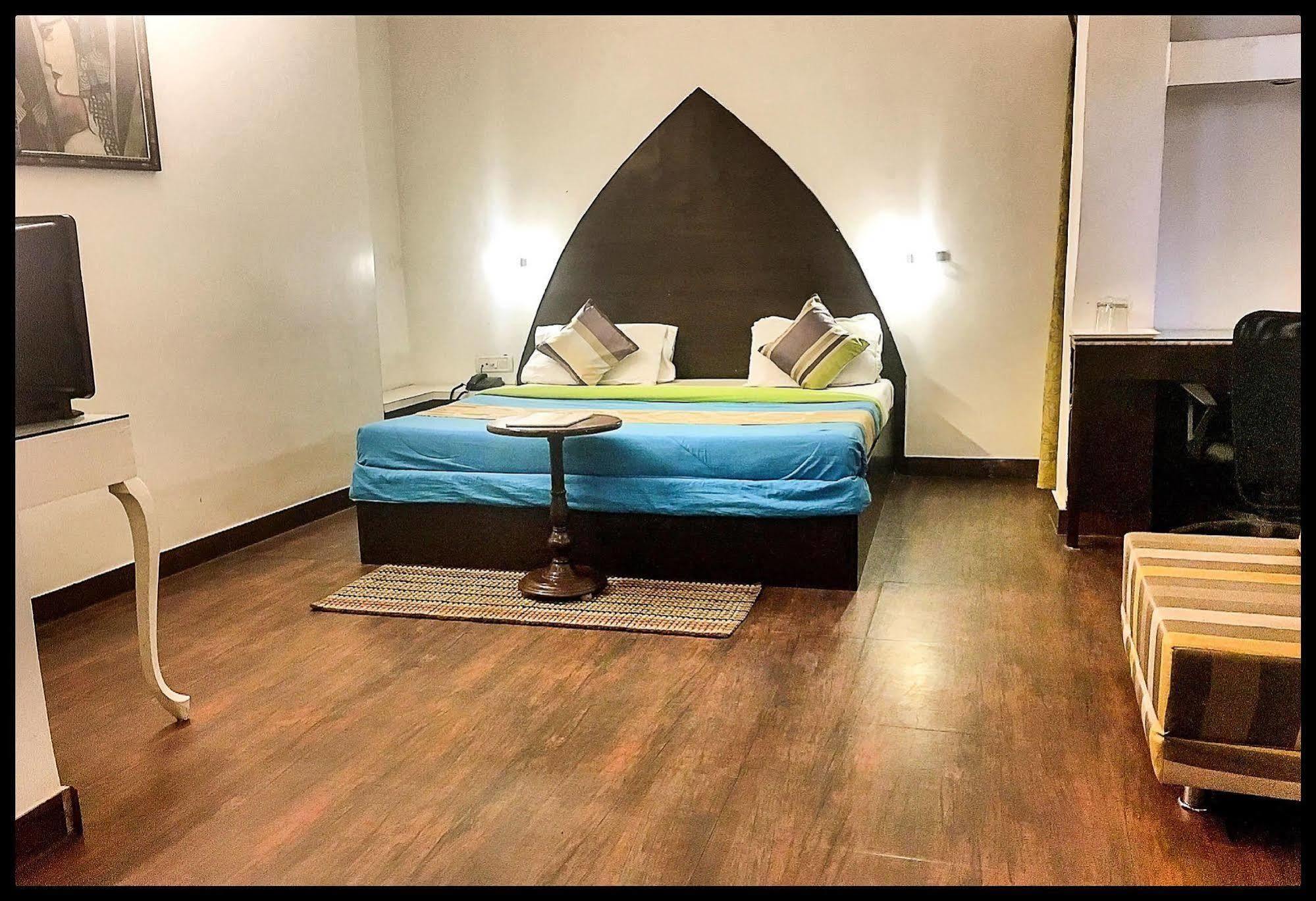 Itsy Hotels Banana Boutique Váránasí Exteriér fotografie
